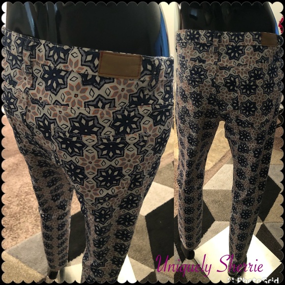 SOLD Adam Levine Print Pants - Picture 4 of 13